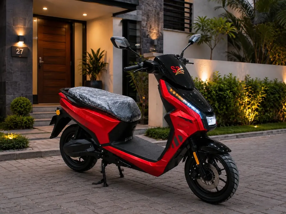 S3 Bikes AE4 parked on a driveway at dusk